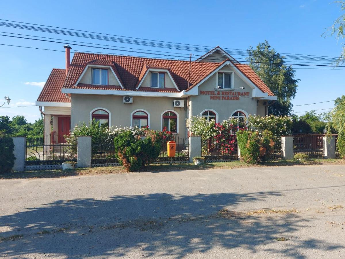 Mini Paradis Fugyi Kültér fotó